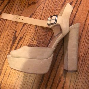 Steve Madden nude suede block heels